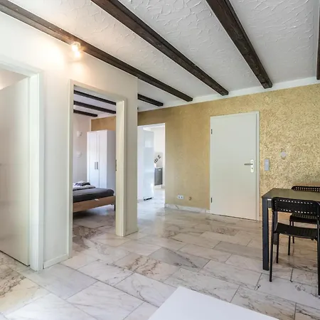 Apartament Arbeitnehmerunterkunft I 4 Schlafzimmer I 7 Betten I Garten Sulzheim (Rhineland-Palatinate)